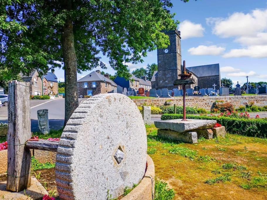 Country Side Haven Two Double Ensuite Bedrooms Couples Exclusive Rate Offered Saint-Michel-de-Montjoie Exterior photo