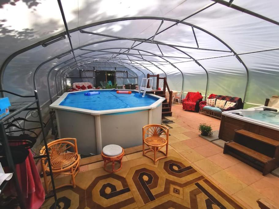 Country Side Haven Two Double Ensuite Bedrooms Couples Exclusive Rate Offered Saint-Michel-de-Montjoie Exterior photo